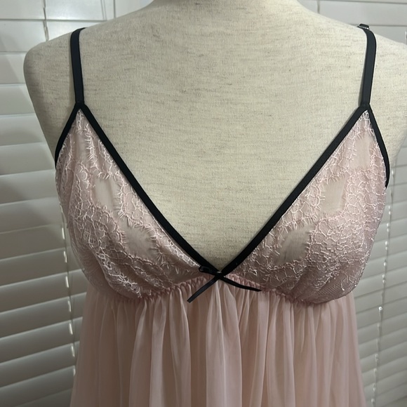 Victoria’s Secret Lingerie Slip - Picture 2 of 11